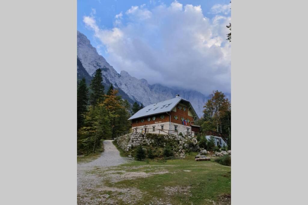 Apartma Kreda Mojstrana Esterno foto